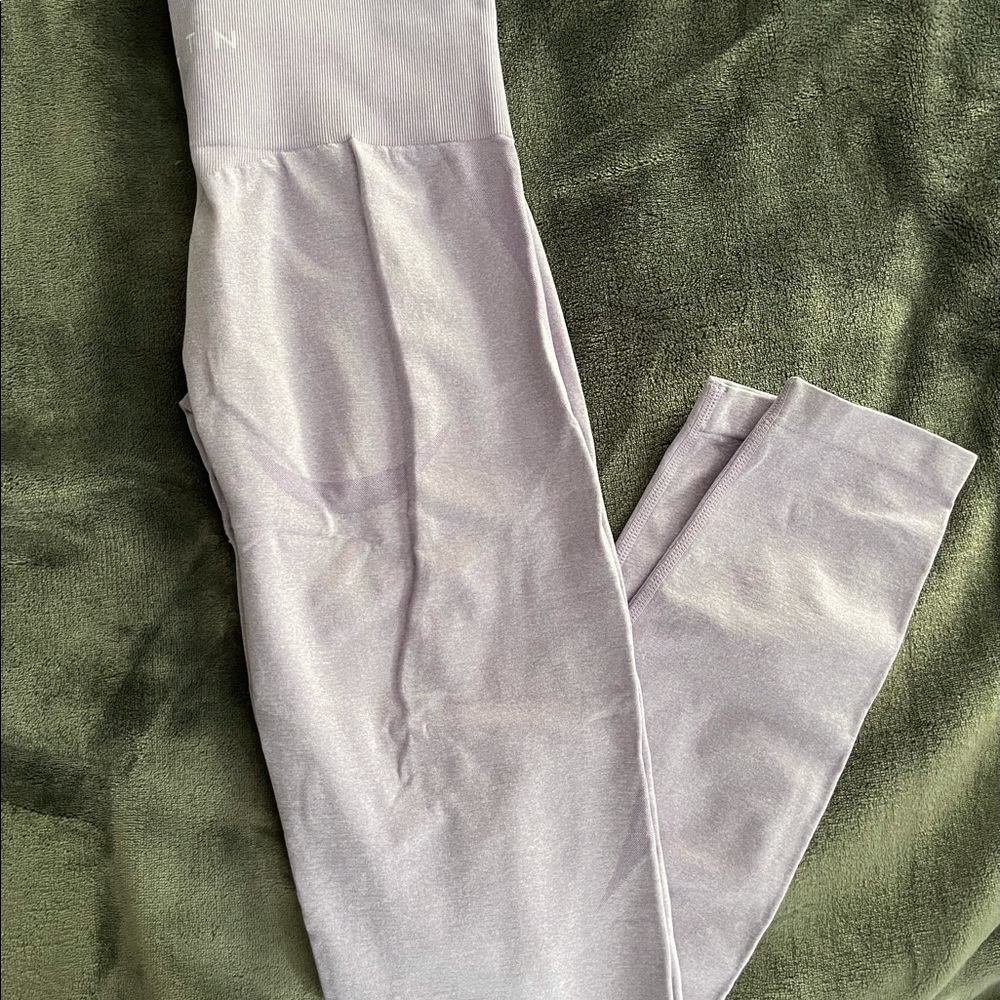 NVGTN Lavender Contour Seamless